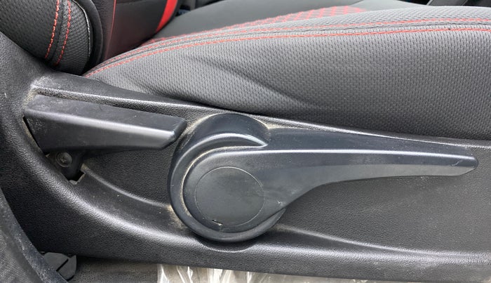 2019 Tata TIAGO JTP 1.2 PETROL, Petrol, Manual, 37,919 km, Driver Side Adjustment Panel