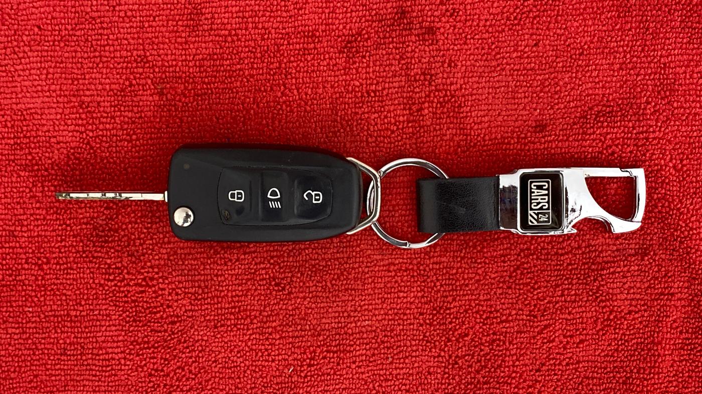 2019 Tata TIAGO JTP 1.2 PETROL, Petrol, Manual, 37,919 km, Key Close Up