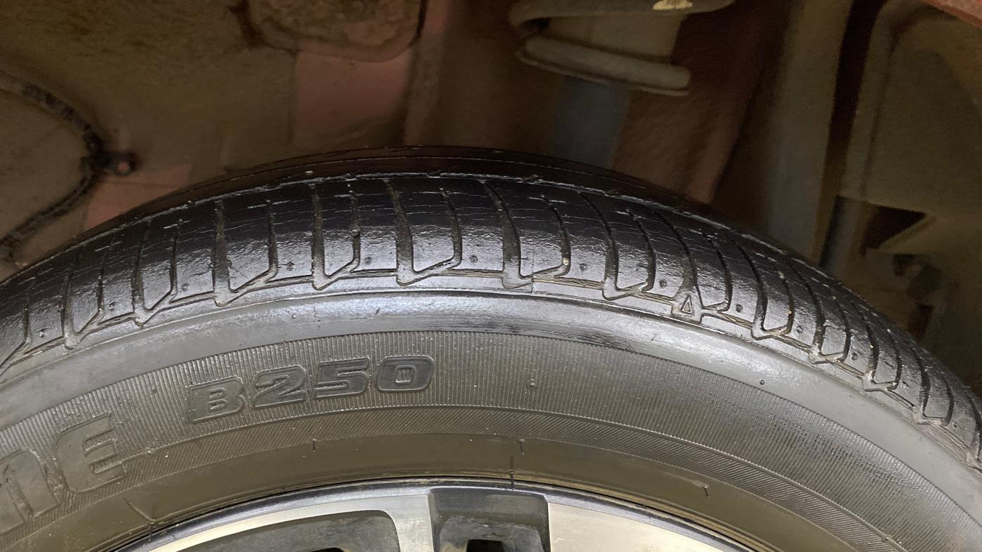 2019 Tata Tiago XZ PLUS PETROL, Petrol, Manual, 28,237 km, Left Rear Tyre Tread