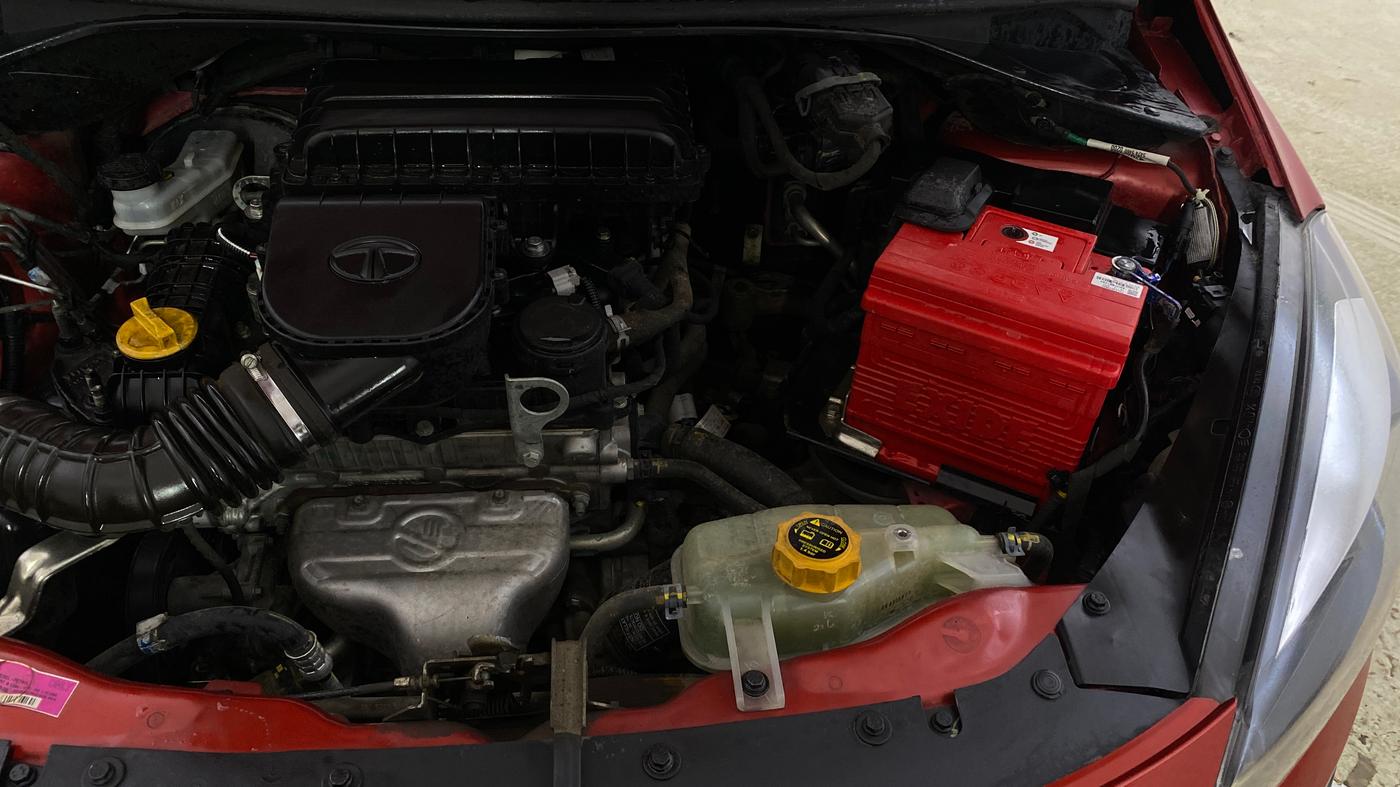 2019 Tata Tiago XZ PLUS PETROL, Petrol, Manual, 28,237 km, Engine View - Left