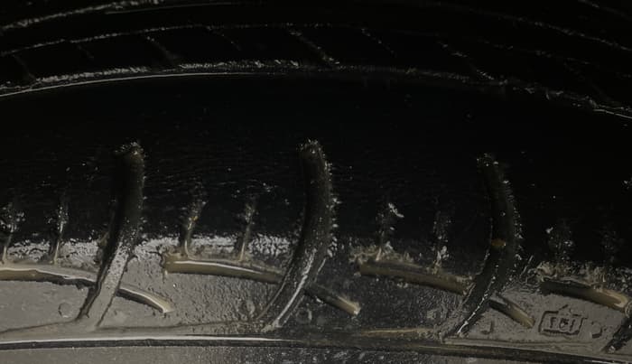 2018 Maruti Baleno DELTA CVT PETROL 1.2, Petrol, Automatic, 96,288 km, Right Front Tyre Tread