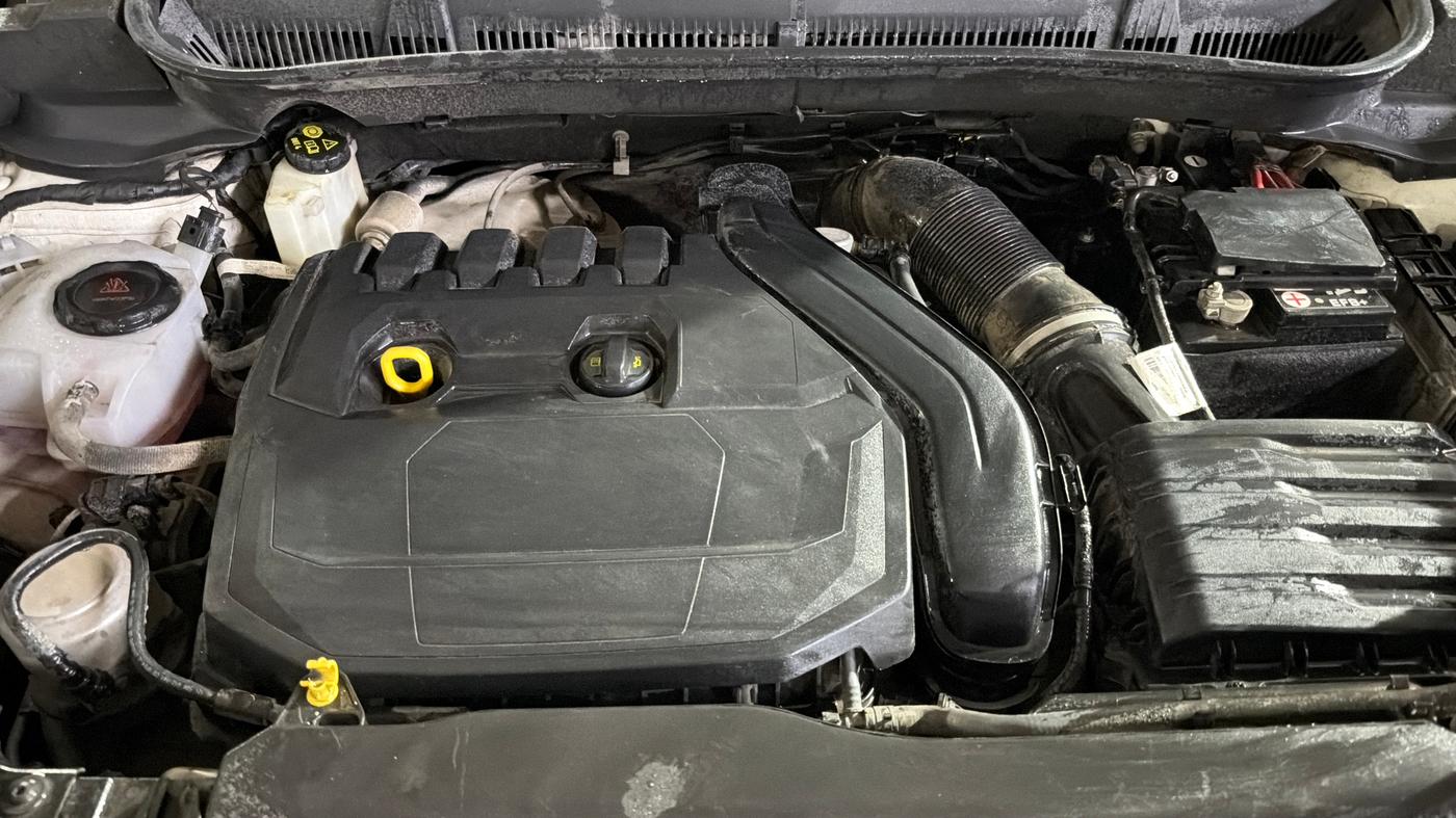2024 Volkswagen TAIGUN GT PLUS 1.5 TSI DSG, Petrol, Automatic, 71,513 km, Engine View