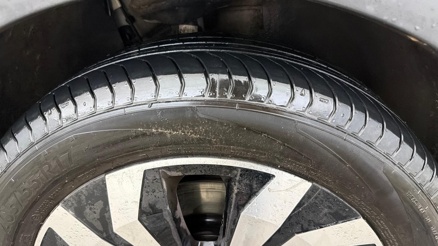 2024 Volkswagen TAIGUN GT PLUS 1.5 TSI DSG, Petrol, Automatic, 71,513 km, Right Front Tyre Tread