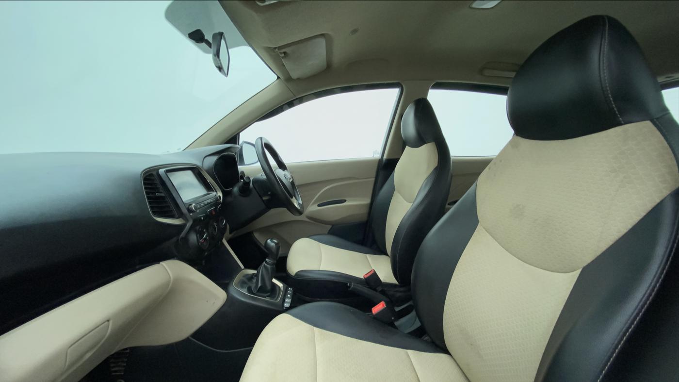 2019 Hyundai NEW SANTRO SPORTZ MT, Petrol, Manual, 53,855 km, Right Side Front Door Cabin