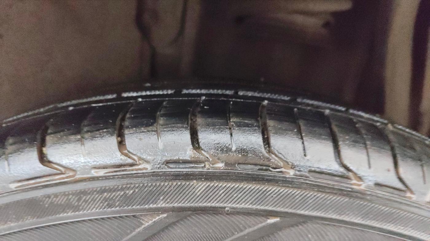 2017 Tata Tiago XZ PETROL, Petrol, Manual, 91,394 km, Left Rear Tyre Tread