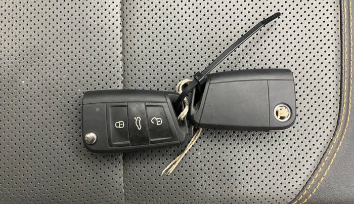 2021 Skoda KUSHAQ STYLE 1.5L TSI DSG, Petrol, Automatic, 61,976 km, Key Close Up