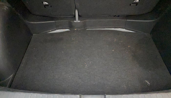 2021 Skoda KUSHAQ STYLE 1.5L TSI DSG, Petrol, Automatic, 61,976 km, Boot Inside