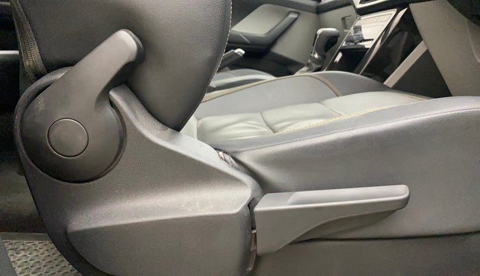 2021 Skoda KUSHAQ STYLE 1.5L TSI DSG, Petrol, Automatic, 61,976 km, Driver Side Adjustment Panel