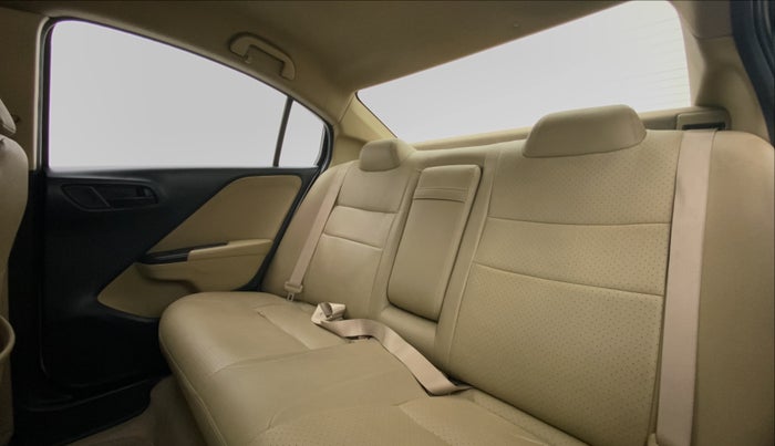 2016 Honda City SV MT PETROL, Petrol, Manual, 68,794 km, Right Side Rear Door Cabin View