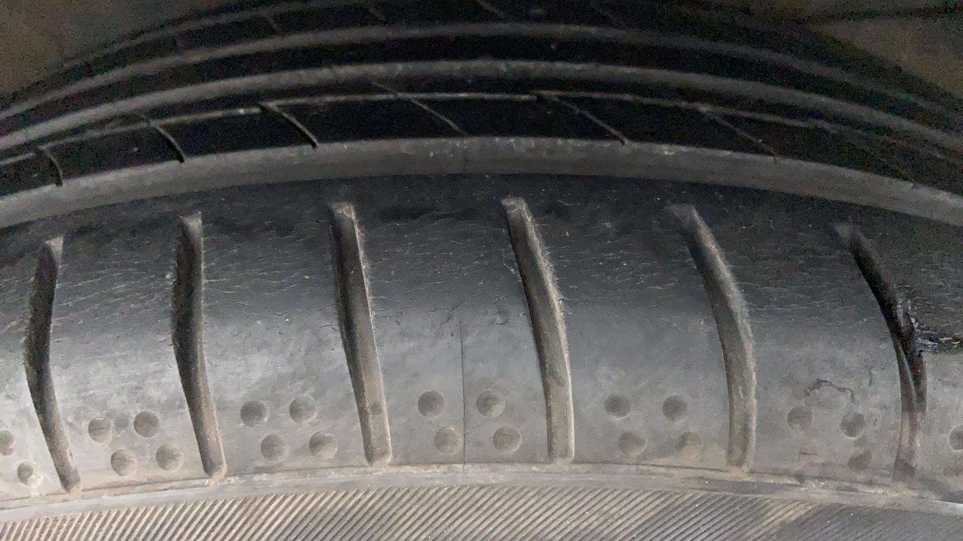 2016 Honda City SV MT PETROL, Petrol, Manual, 68,794 km, Right Front Tyre Tread