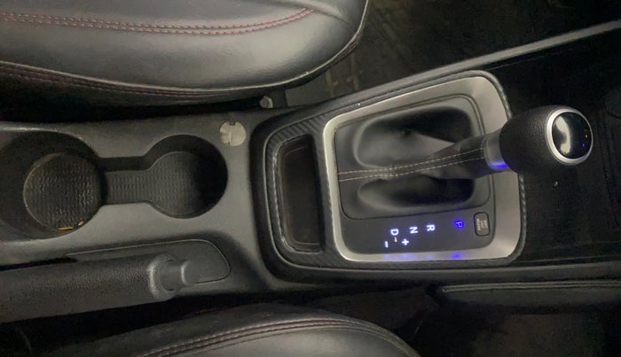 2019 Hyundai VENUE S 1.0 TURBO DCT, Petrol, Automatic, 56,623 km, Gear Lever