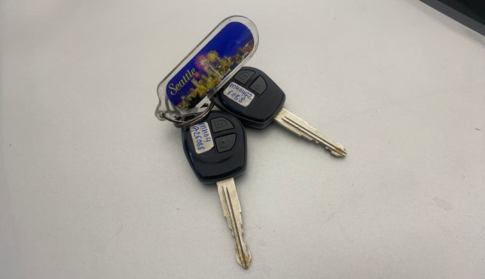 2015 Maruti Swift Dzire VXI, Petrol, Manual, 29,190 km, Key Close Up