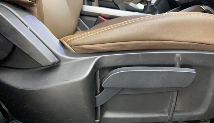 2021 Tata Harrier XZ 2.0L, Diesel, Manual, 86,689 km, Driver Side Adjustment Panel