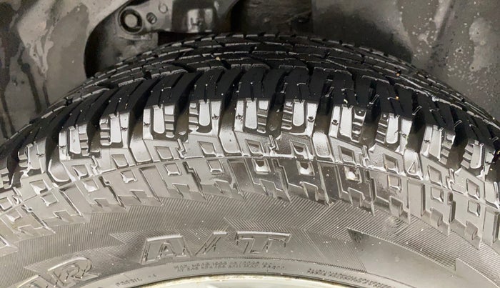 2021 Tata Harrier XZ 2.0L, Diesel, Manual, 86,689 km, Left Rear Tyre Tread