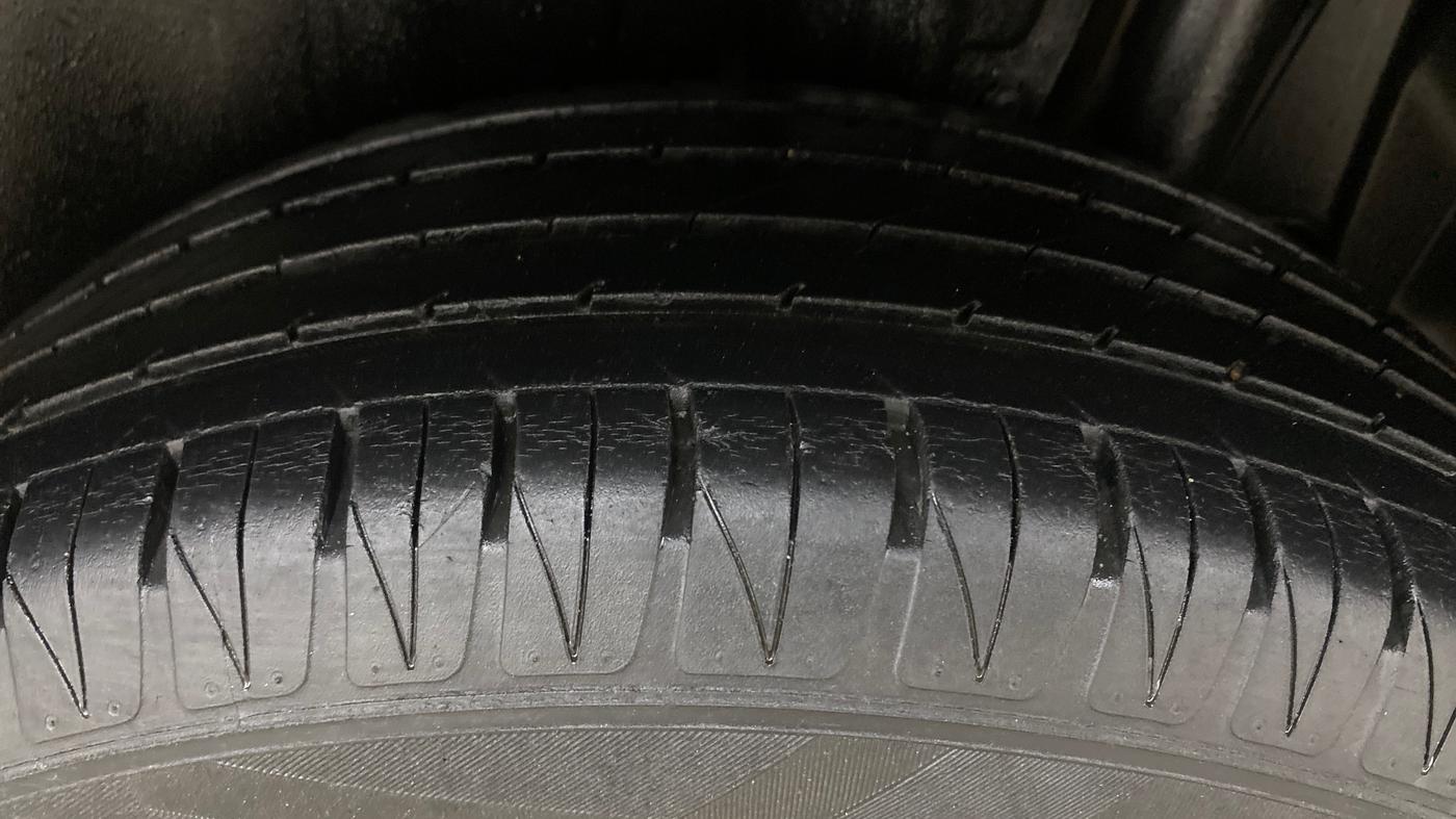 2021 Toyota URBAN CRUISER HIGH GRADE MT, Petrol, Manual, 50,941 km, Left Rear Tyre Tread
