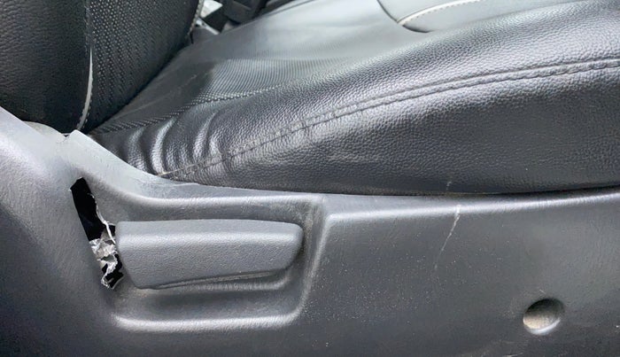 2019 Maruti Alto K10 VXI AMT P, Petrol, Automatic, 59,760 km, Driver Side Adjustment Panel