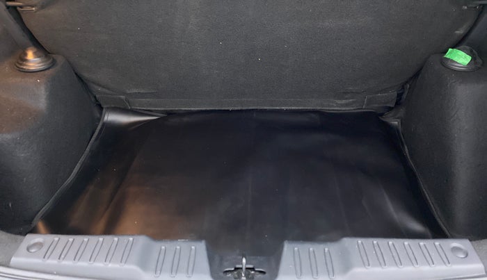2022 Tata ALTROZ XZ 1.5 RTQ, Diesel, Manual, 558 km, Boot Inside