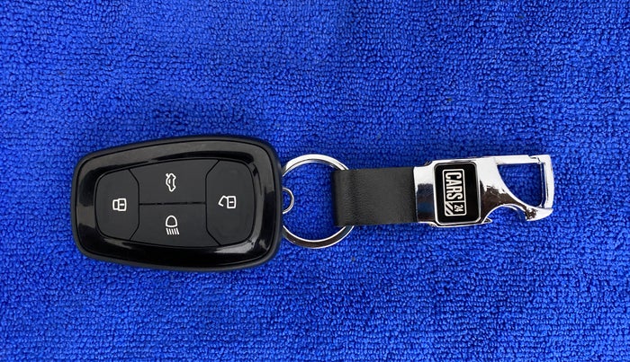 2022 Tata ALTROZ XZ 1.5 RTQ, Diesel, Manual, 558 km, Key Close Up