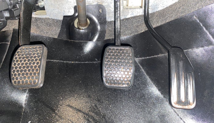 2015 Maruti Alto 800 VXI, Petrol, Manual, 24,719 km, Pedals