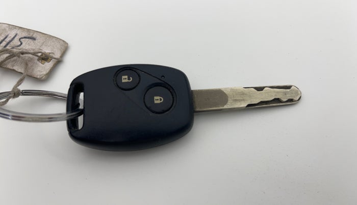 2015 Honda Amaze 1.2L I-VTEC S, Petrol, Manual, 56,499 km, Key Close Up