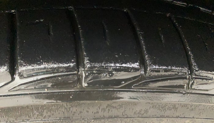 2015 Hyundai Creta SX PLUS AT 1.6 DIESEL, Diesel, Automatic, 60,636 km, Right Front Tyre Tread