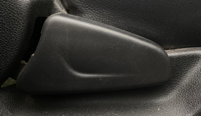 2019 Renault Kwid CLIMBER 1.0 (O), Petrol, Manual, 39,762 km, Driver Side Adjustment Panel