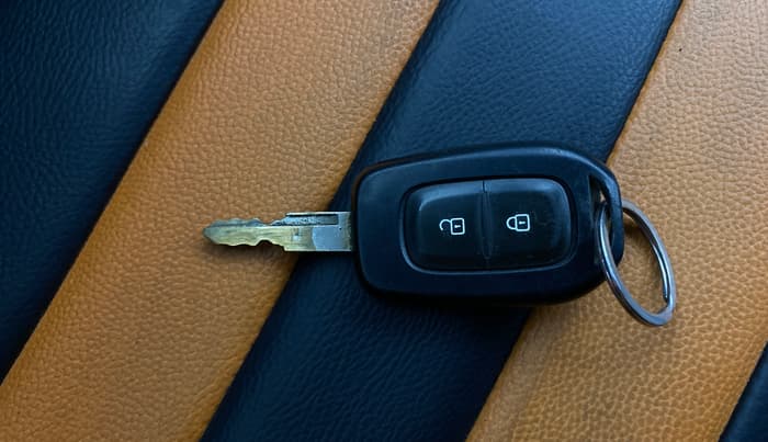 2019 Renault Kwid CLIMBER 1.0 (O), Petrol, Manual, 39,762 km, Key Close Up