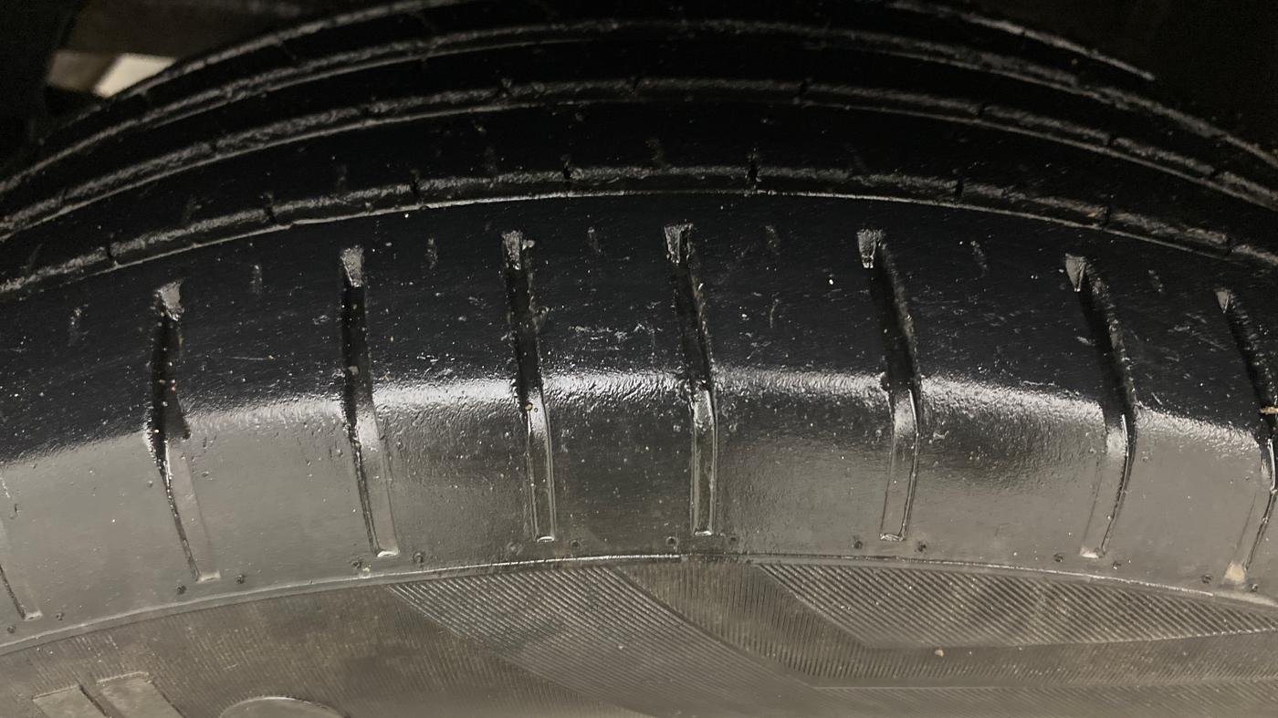 2024 Maruti Baleno DELTA 1.2 AGS, Petrol, Automatic, 36,931 km, Left Front Tyre Tread