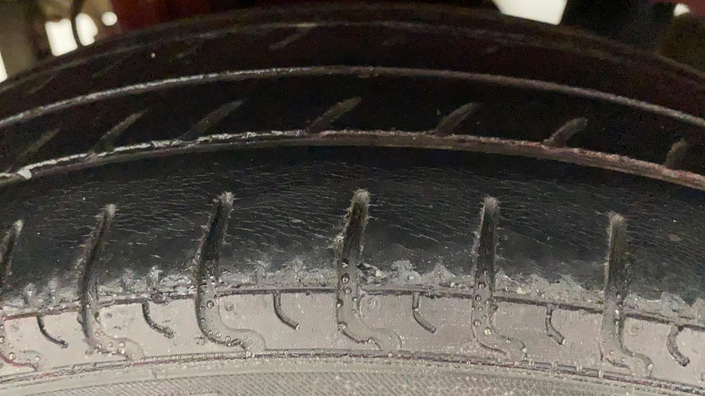 2010 Hyundai Santro Xing GLS, Petrol, Manual, 55,306 km, Right Rear Tyre Tread