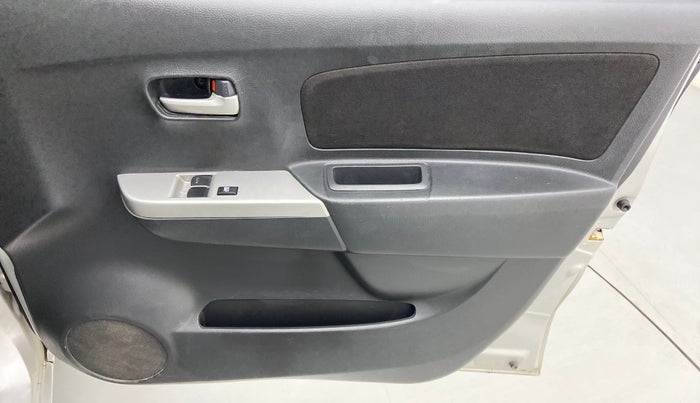 2012 Maruti Wagon R 1.0 LXI, Petrol, Manual, 70,384 km, Driver Side Door Panels Control