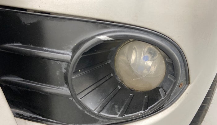 2012 Maruti Wagon R 1.0 LXI, Petrol, Manual, 70,384 km, Left fog light - Minor damage