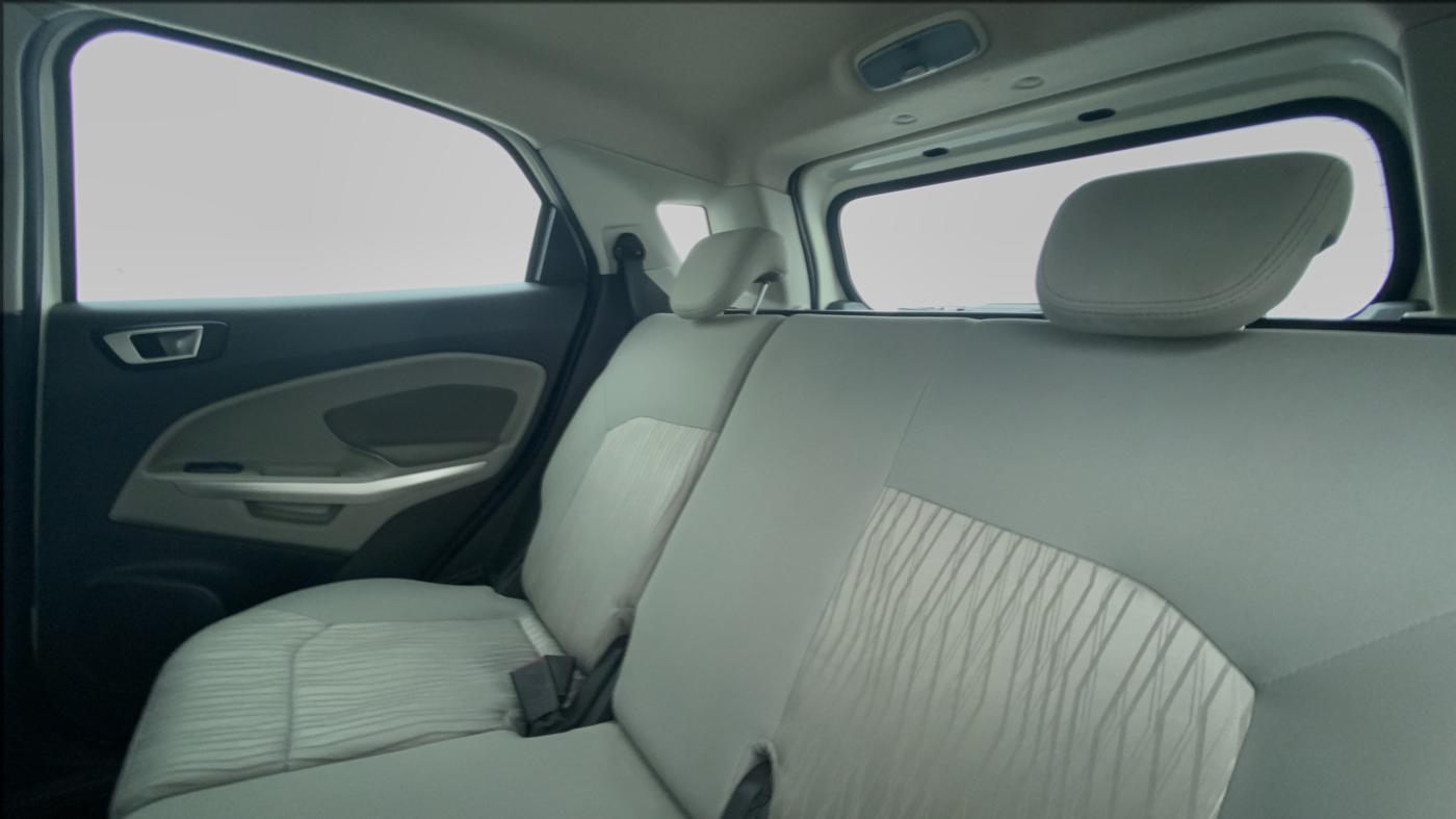 2015 Ford Ecosport 1.5 TITANIUM TI VCT AT, Petrol, Automatic, 69,828 km, Right Side Door Cabin View