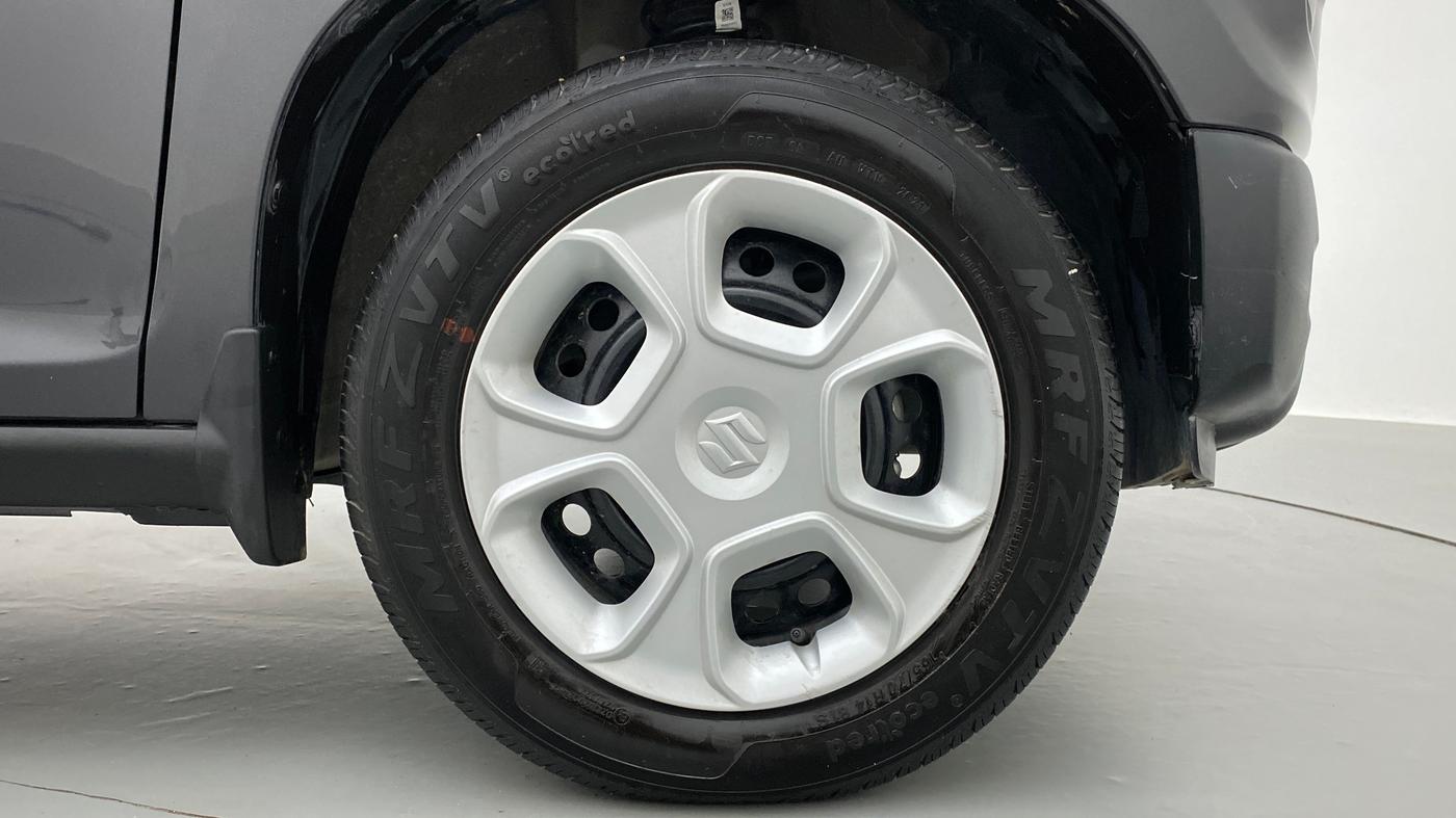 2021 Maruti S PRESSO VXI PLUS, Petrol, Manual, 6,152 km, Right Front Wheel