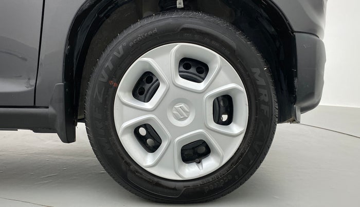 2021 Maruti S PRESSO VXI PLUS, Petrol, Manual, 6,152 km, Right Front Wheel
