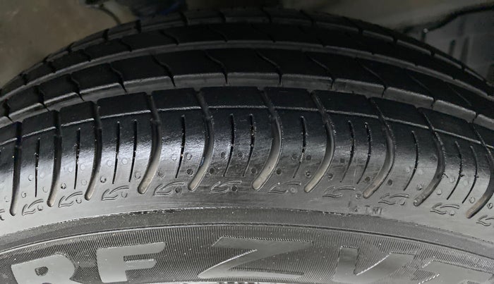 2021 Maruti S PRESSO VXI PLUS, Petrol, Manual, 6,152 km, Right Front Tyre Tread