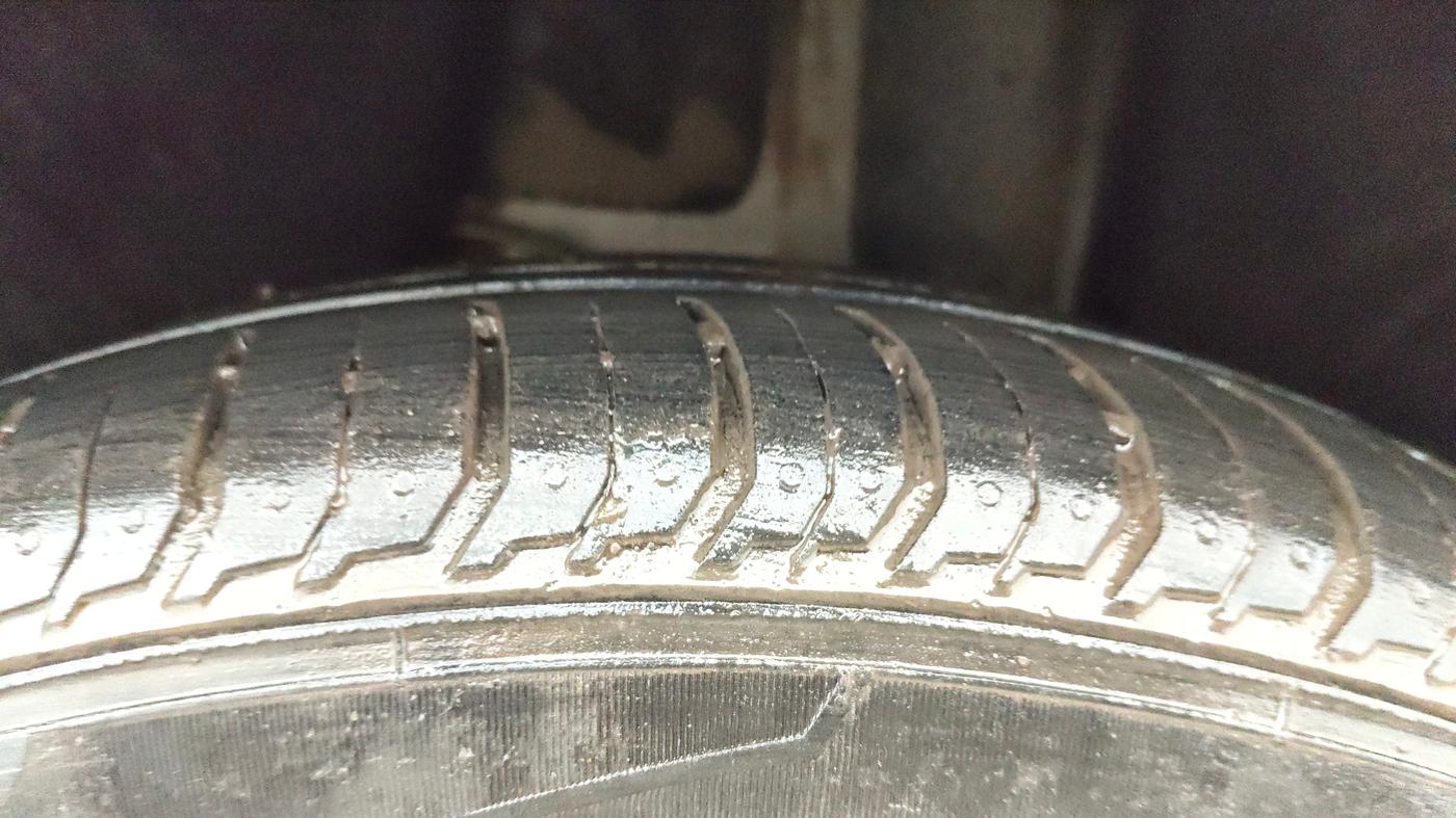 2015 Skoda Octavia ELEGANCE 1.8 TSI AT, Petrol, Automatic, 78,899 km, Left Rear Tyre Tread