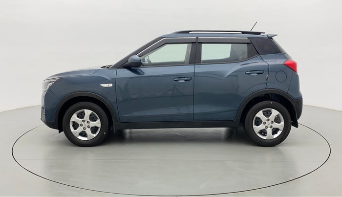 2021 Mahindra XUV300 1.2 W6 AT, Petrol, Automatic, 22,757 km, Left Side