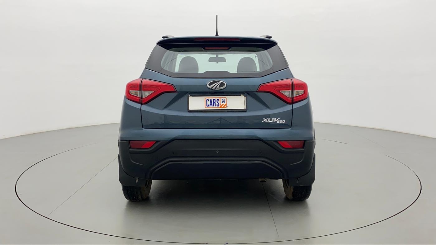 2021 Mahindra XUV300 1.2 W6 AT, Petrol, Automatic, 22,757 km, Back/Rear