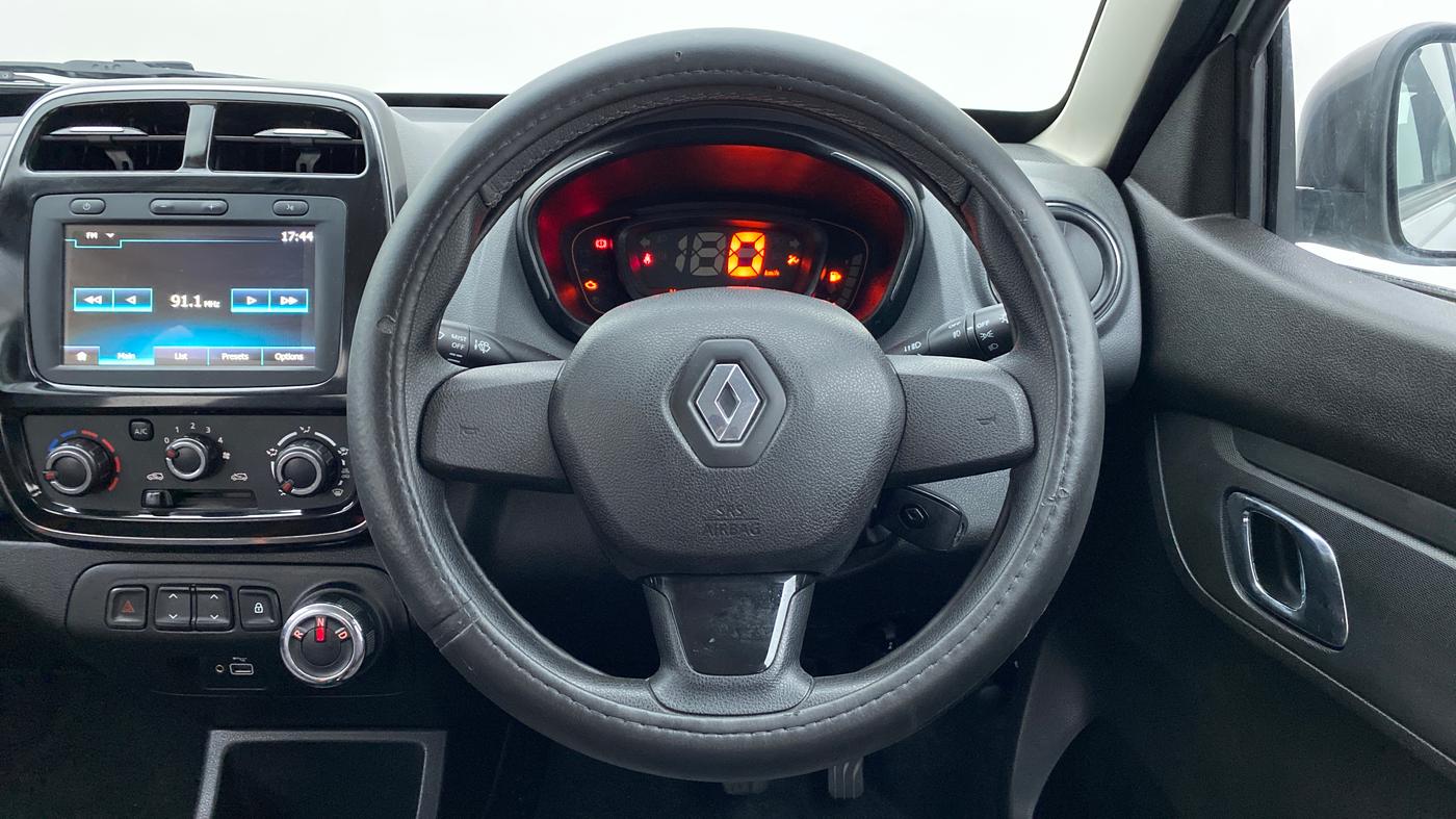 2019 Renault Kwid RXT 1.0 EASY-R AT OPTION, Petrol, Automatic, 556 km, Steering Wheel Close Up