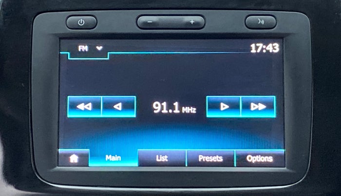 2019 Renault Kwid RXT 1.0 EASY-R AT OPTION, Petrol, Automatic, 556 km, Infotainment System