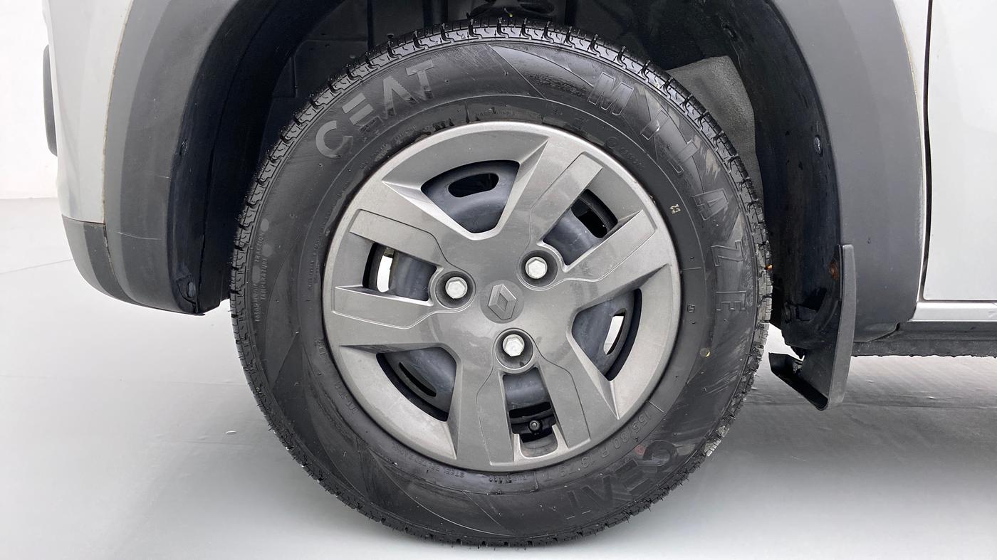 2019 Renault Kwid RXT 1.0 EASY-R AT OPTION, Petrol, Automatic, 556 km, Left Front Wheel