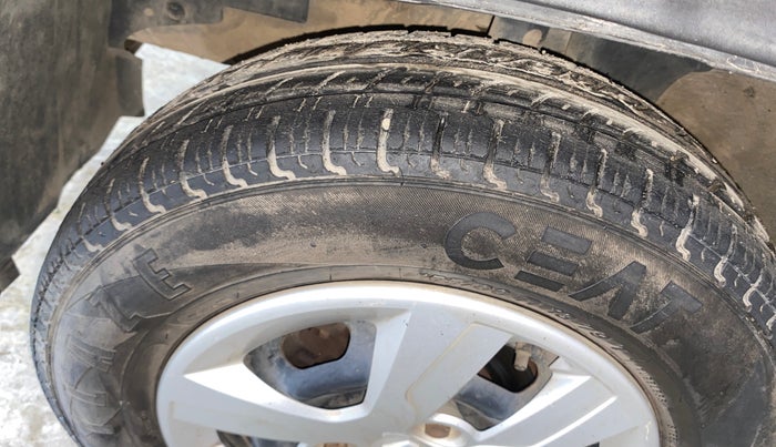 2017 Renault Kwid RXT 0.8, Petrol, Manual, 36,124 km, Left Front Tyre Tread