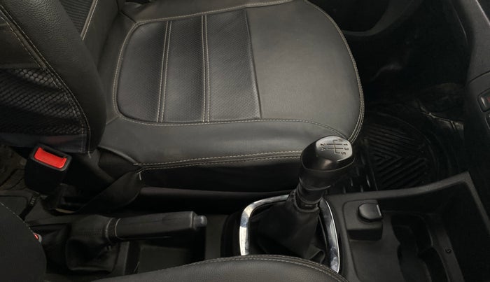 2017 Renault Kwid RXT 0.8, Petrol, Manual, 36,124 km, Gear Lever