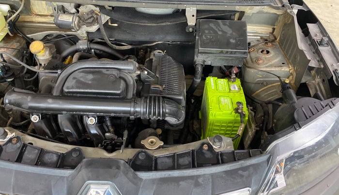 2017 Renault Kwid RXT 0.8, Petrol, Manual, 36,124 km, Engine View - Left