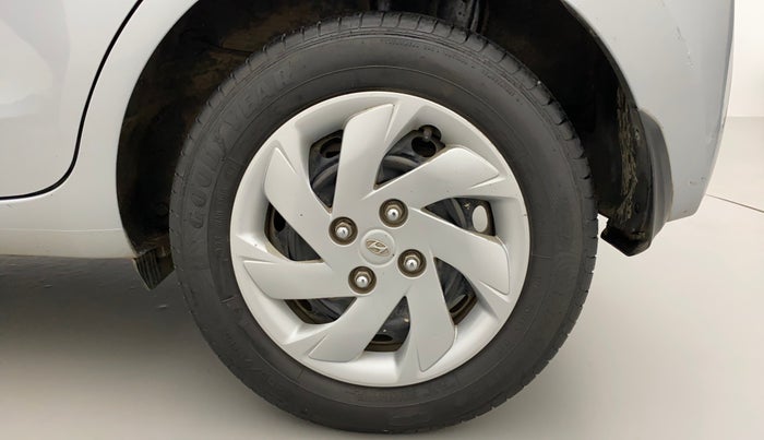 2019 Hyundai NEW SANTRO SPORTZ CNG, CNG, Manual, 79,980 km, Left Rear Wheel