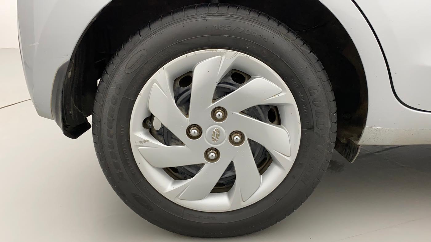 2019 Hyundai NEW SANTRO SPORTZ CNG, CNG, Manual, 79,980 km, Right Rear Wheel