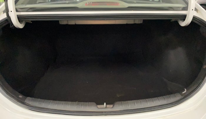 2020 Hyundai Verna SX 1.5 VTVT, Petrol, Manual, 56,514 km, Boot Inside