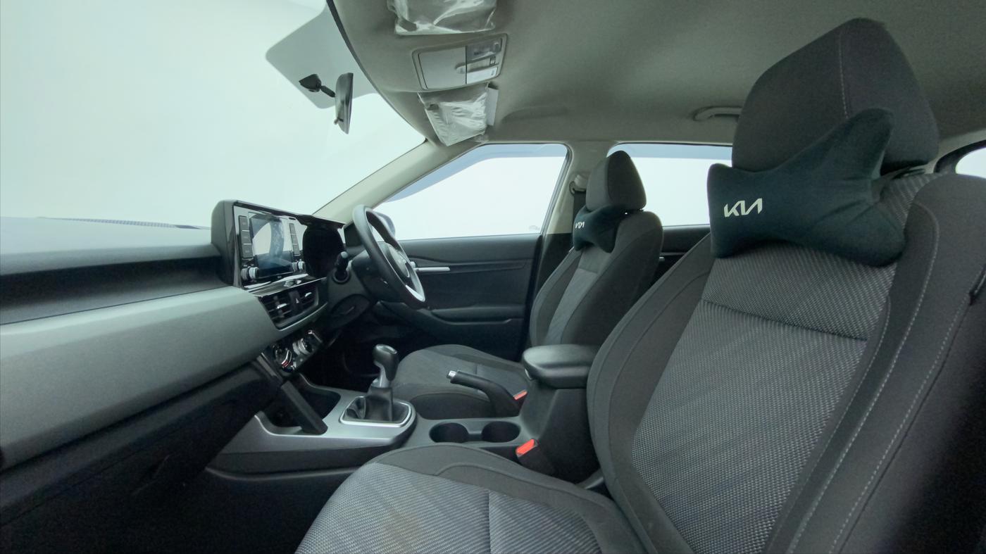 2022 KIA SELTOS HTK 1.5 PETROL, Petrol, Manual, 21,888 km, Right Side Front Door Cabin