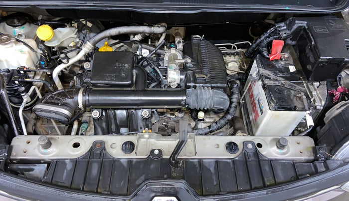 2022 Renault TRIBER RXT AMT, Petrol, Automatic, 44,102 km, Engine View