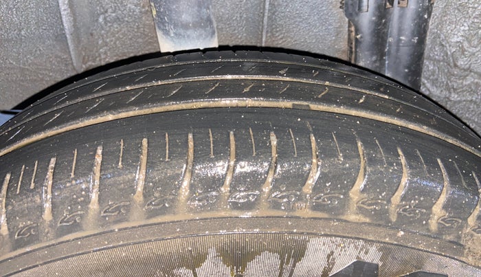 2022 Renault TRIBER RXT AMT, Petrol, Automatic, 44,102 km, Right Rear Tyre Tread